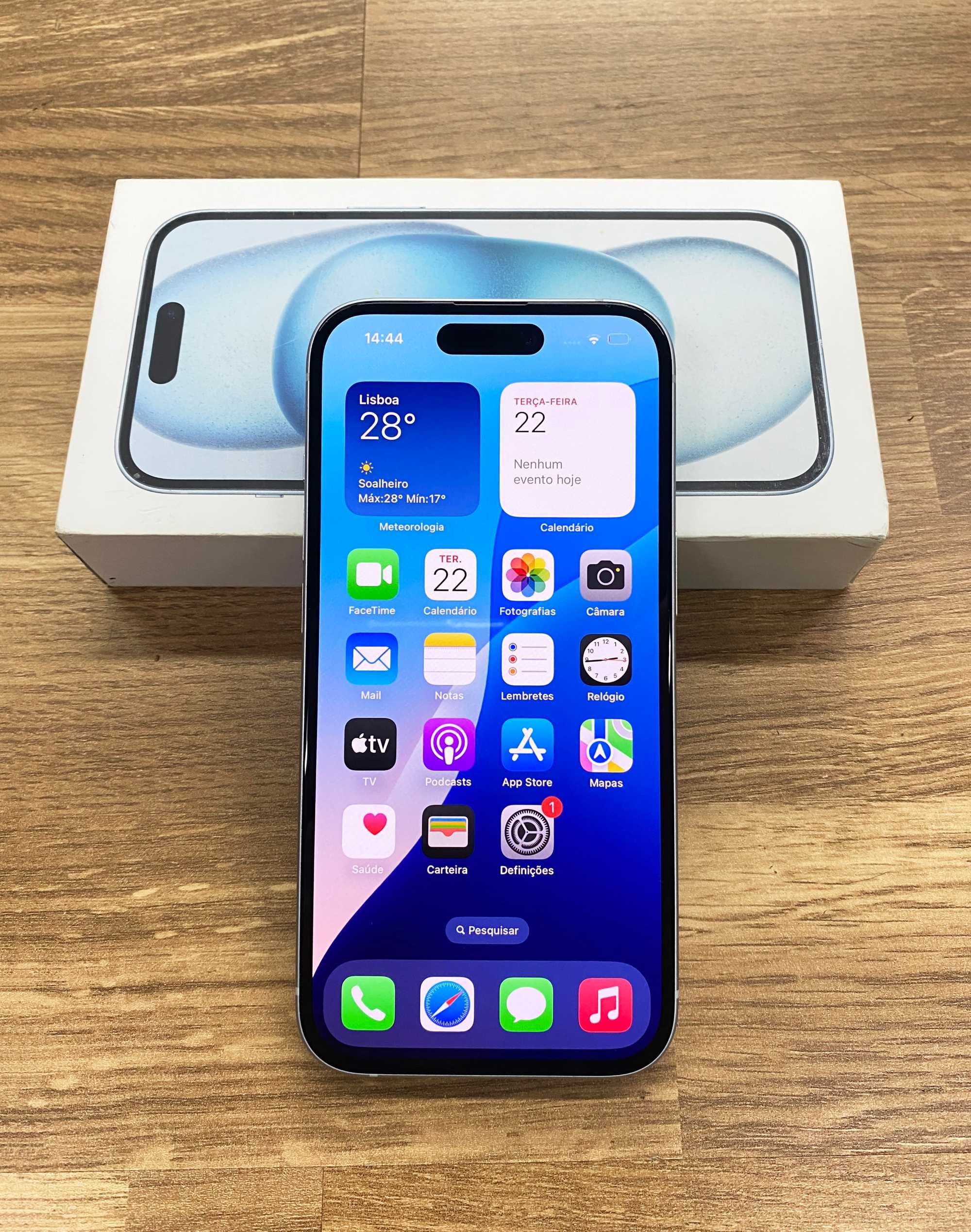 iPhone 15 128GB - Desbloqueado - Como novo, na caixa, com garantia