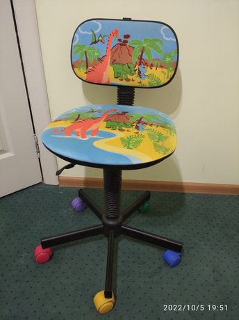 Детский компьютерный стул