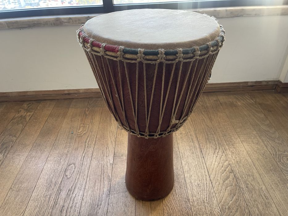 Djambe grande 36cm diametro pele e madeira