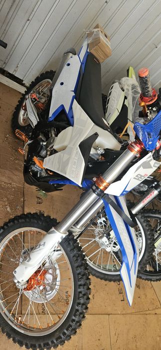 Cross 300cc 250cc 125cc 50cc