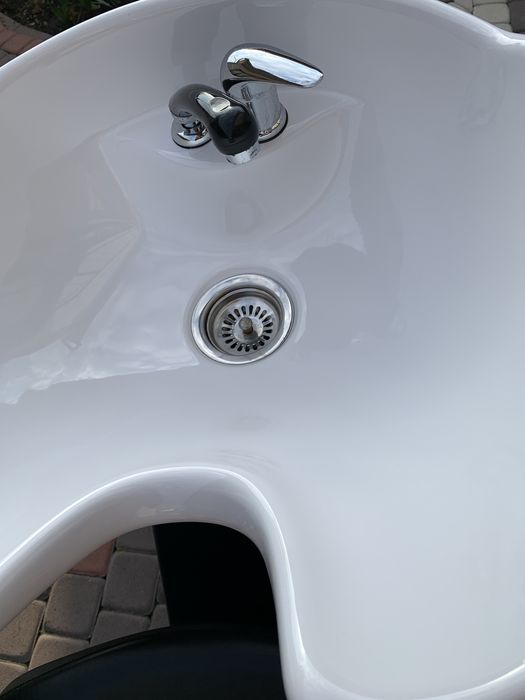 Продаю Перукарську мийку у чудовому стані