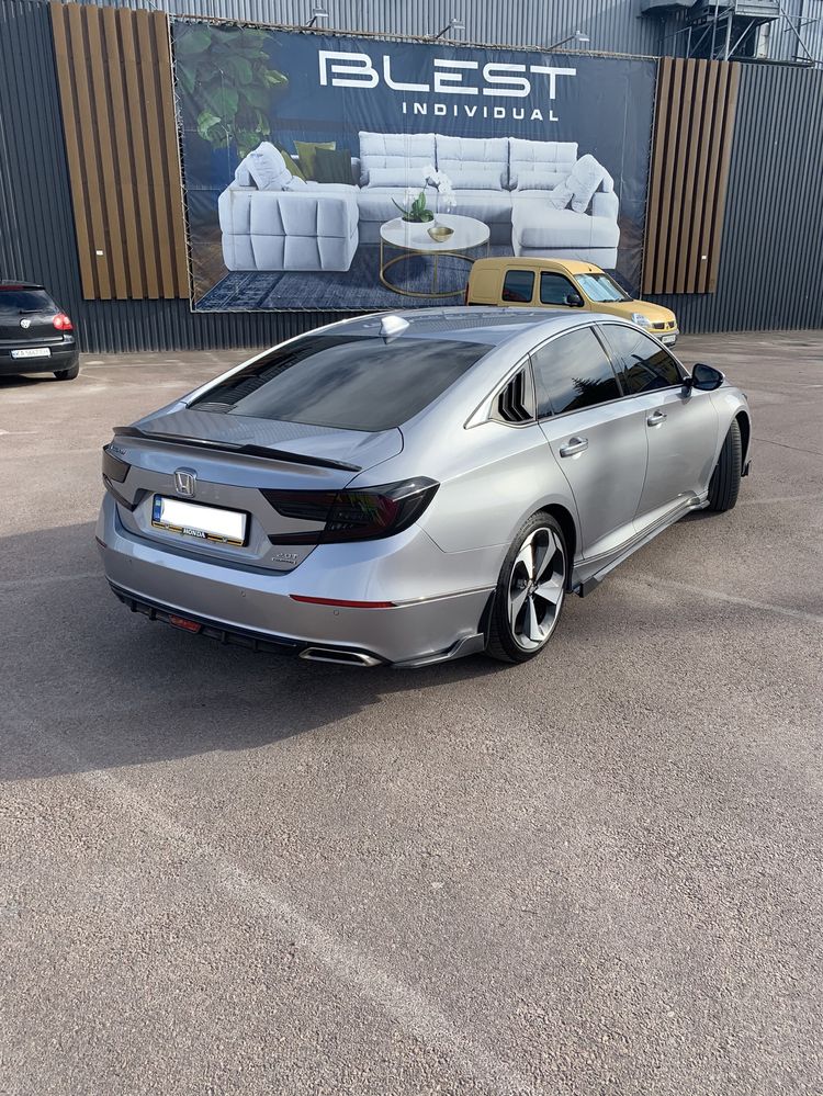 Honda Accord X 2.0 Touring