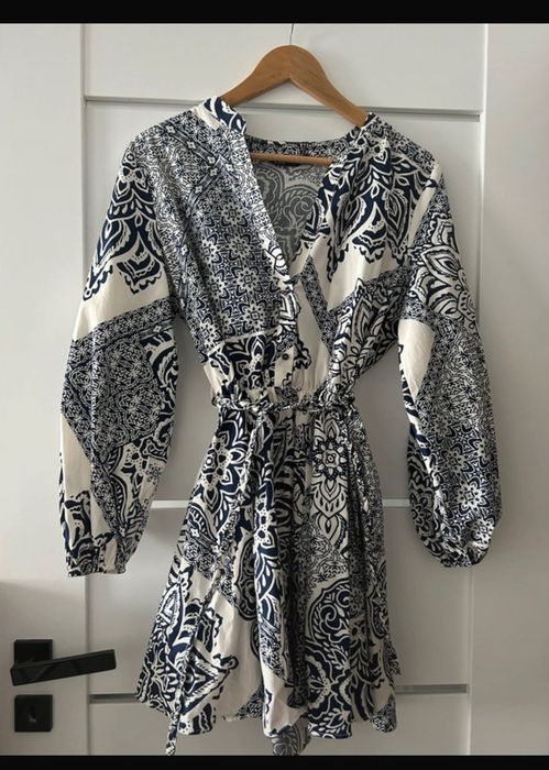 Sukienka ZARA w niebieskie wzory