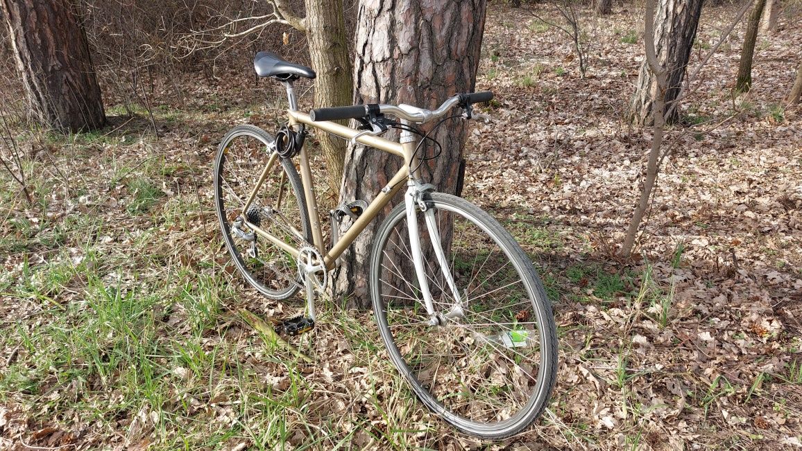 Rower szosowy commuter. GIANT Cadex carbon 52.