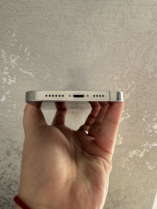 Продам Айфон iPhone 14 pro Max 256gb Silver