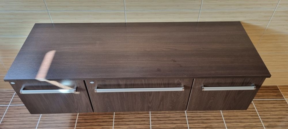 Komoda łazienkowa wisząca Antado