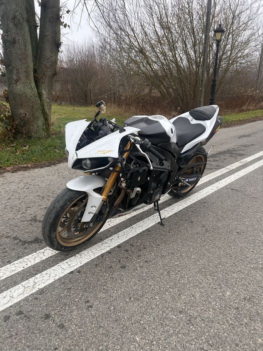 Yamaha R1 RN22 Lift Akrapovic quickshifter „06/2014r”