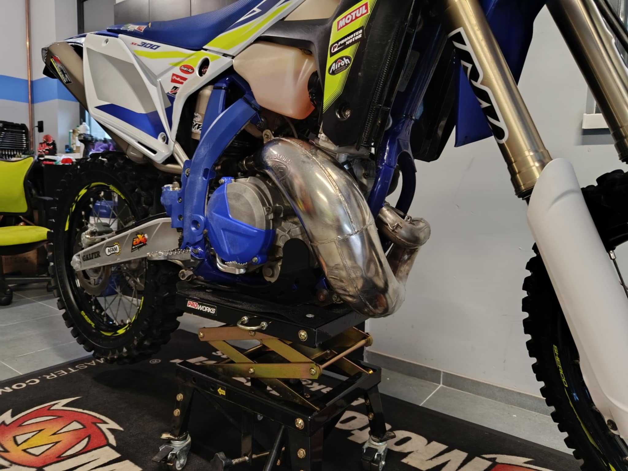 Sherco SE R 300 FACTORY 2021r 93mth   KTM EXC 300