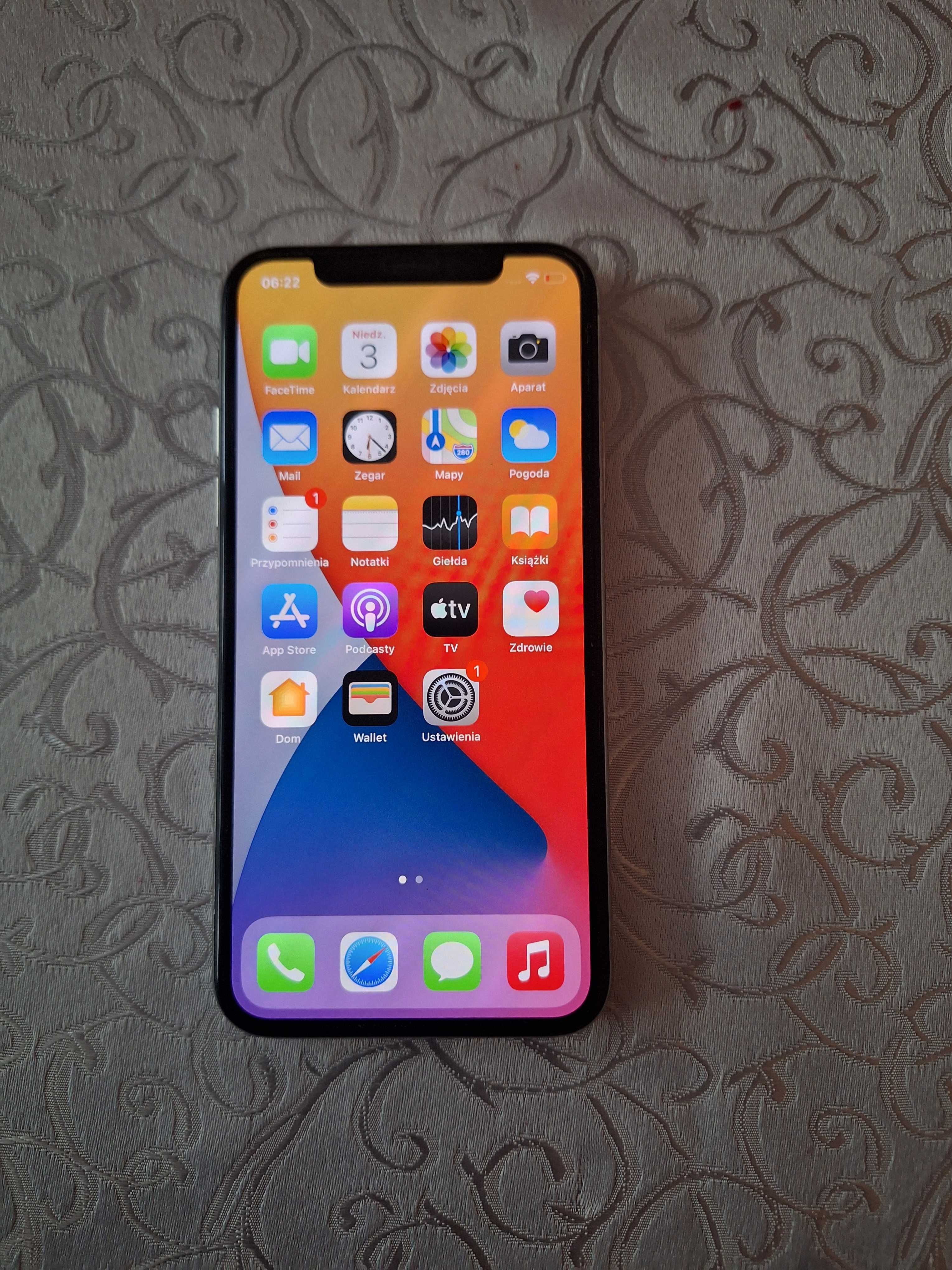 iPhone X 64 GB stan bardzo dobry