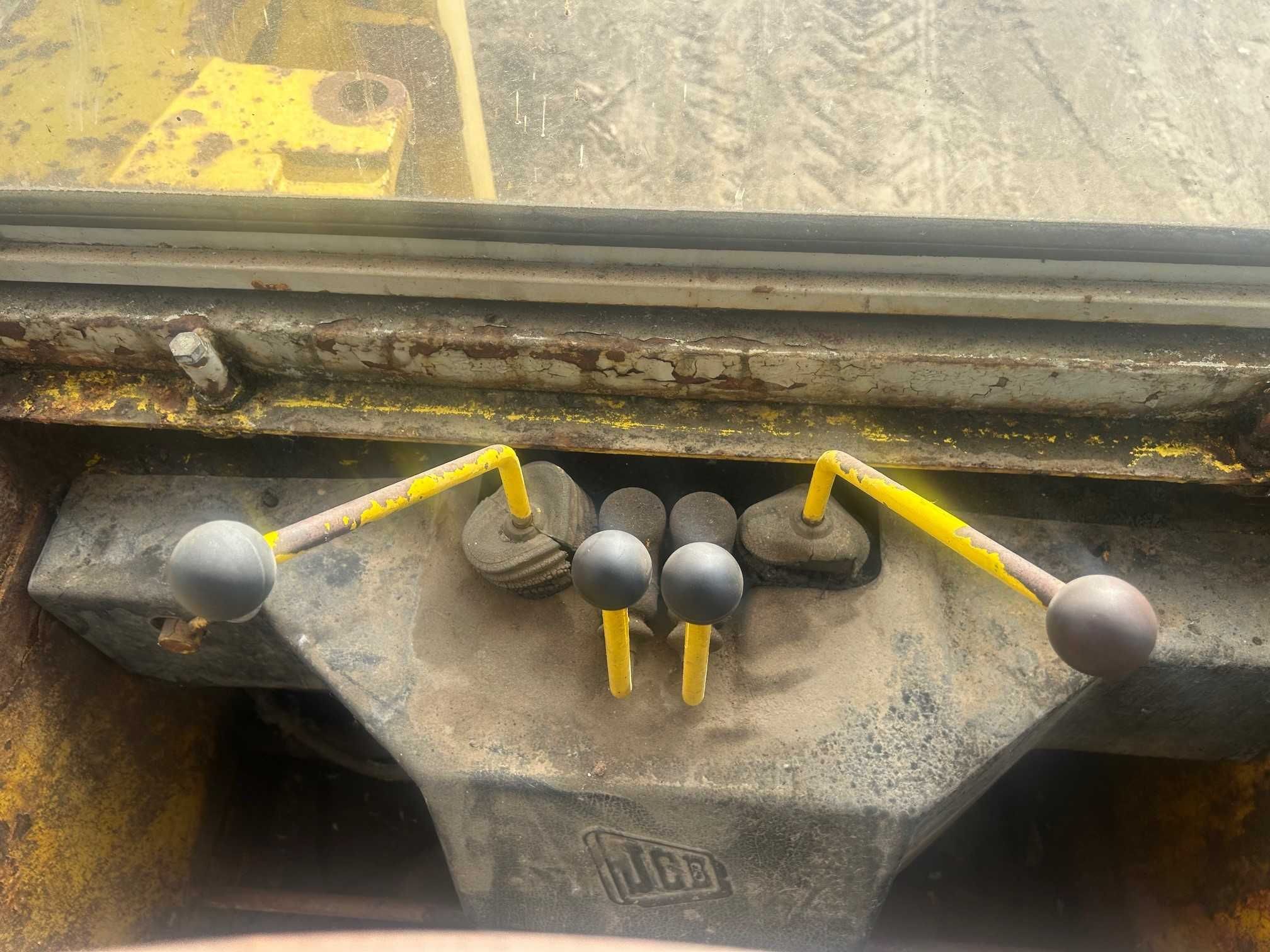 Koparko-ładowarka JCB 3C II - Import z Belgii.