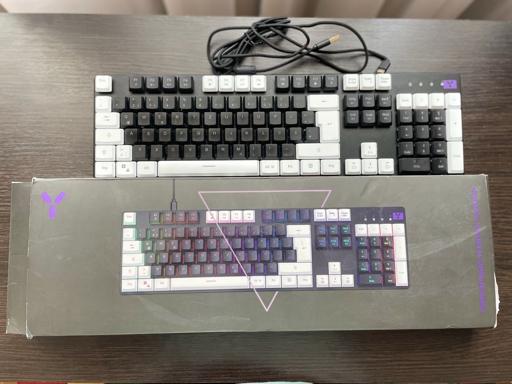 Механічна клавіатура RGB Low Profile — НОВА