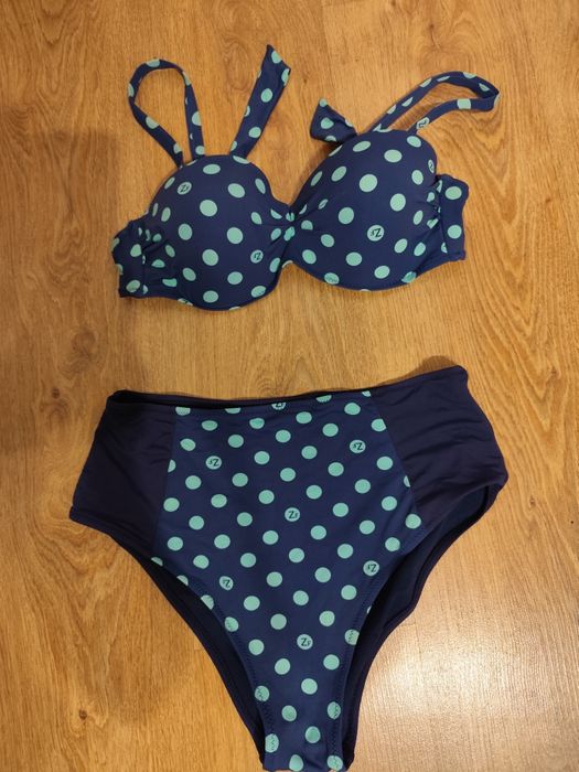 Strój kąpielowy rozmiar 42 stan idealny