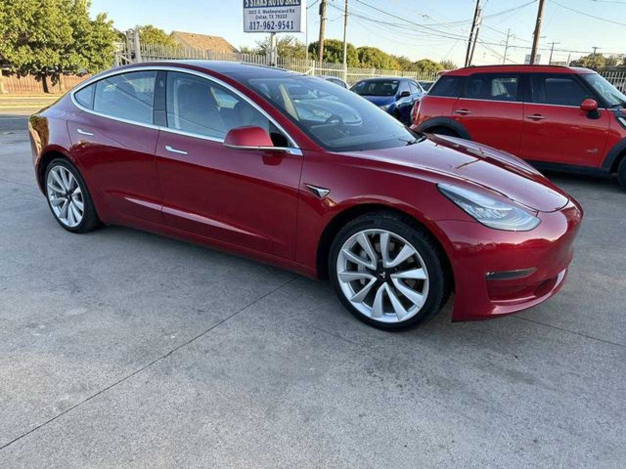 2018 TESLA Model 3