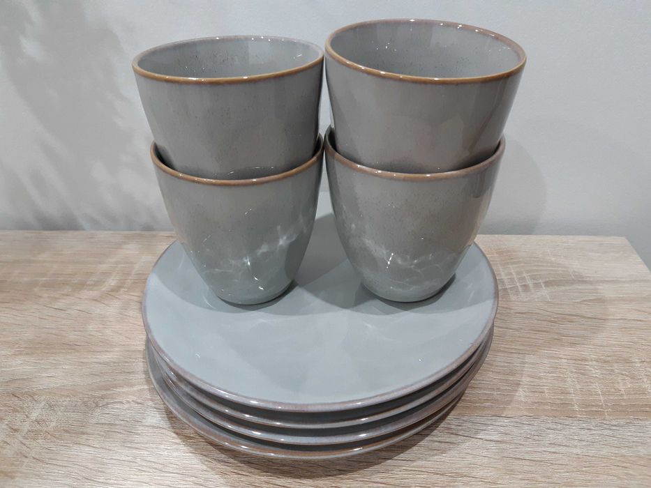 Conjunto 4 lattes + pratos a estrear