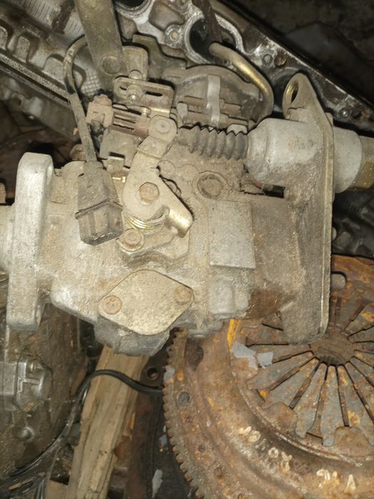 ТНВД насос механічний електронний 2.5 TDI двигун WM chrysler jeep alfa