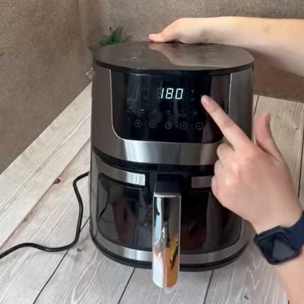 Фритюрниця Аэрофритюрница Аэрогриль Аерофритюрниця Аерогриль мультипіч