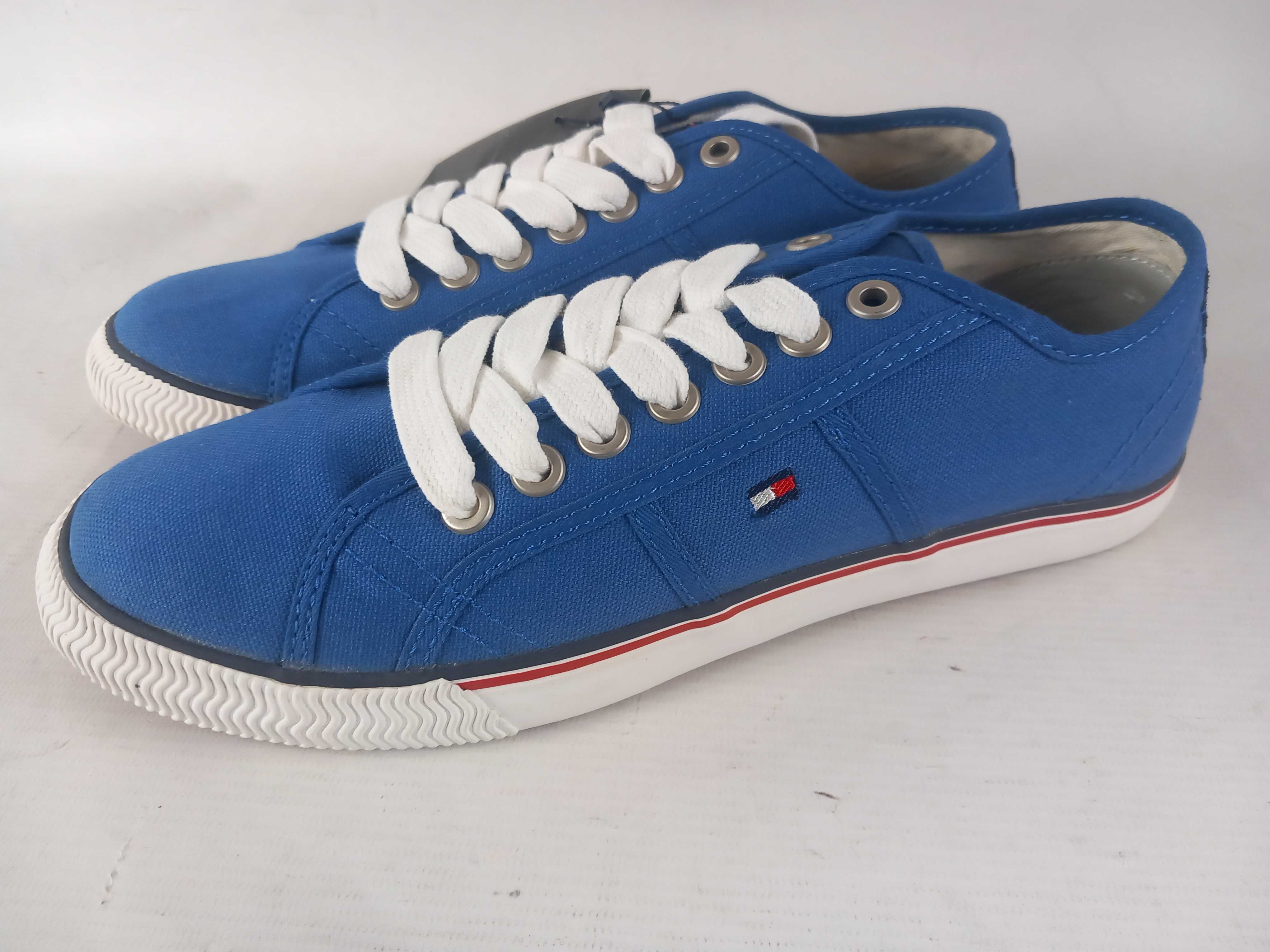Tommy Hilfiger trampki męskie niebieski rozmiar 44