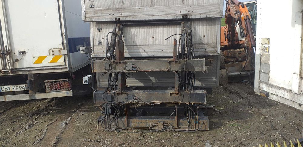 Winda samochodowapodesty załadowcze Mercedes Man kilka sztuk w ofercie