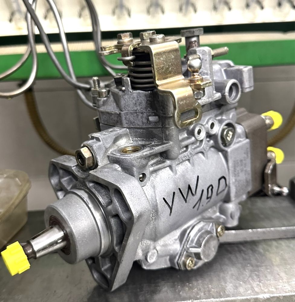 Топливный насос VW 1.9D, 1.9TD, 1.6D 2.4D Volkswagen тнвд фольцваген