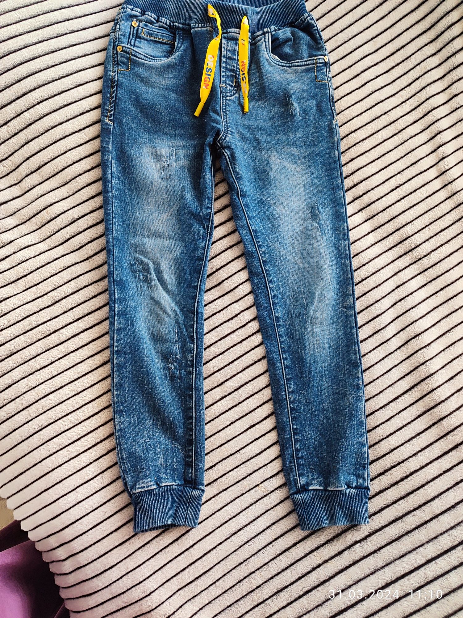 Джинси, джогери, штани 128 см