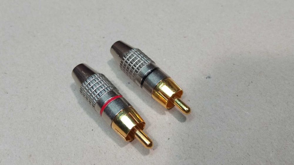 Штекери RCA тюльпан 2 шт чорний червоний.
