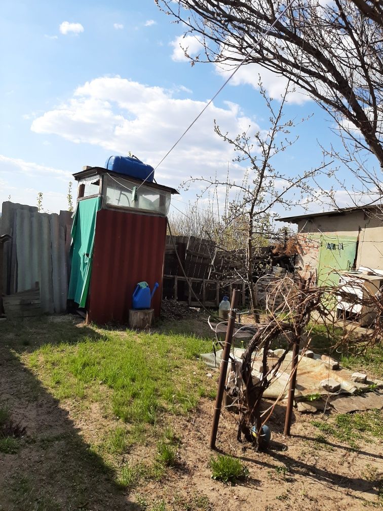 Продам частину будинку у Безлюдівці