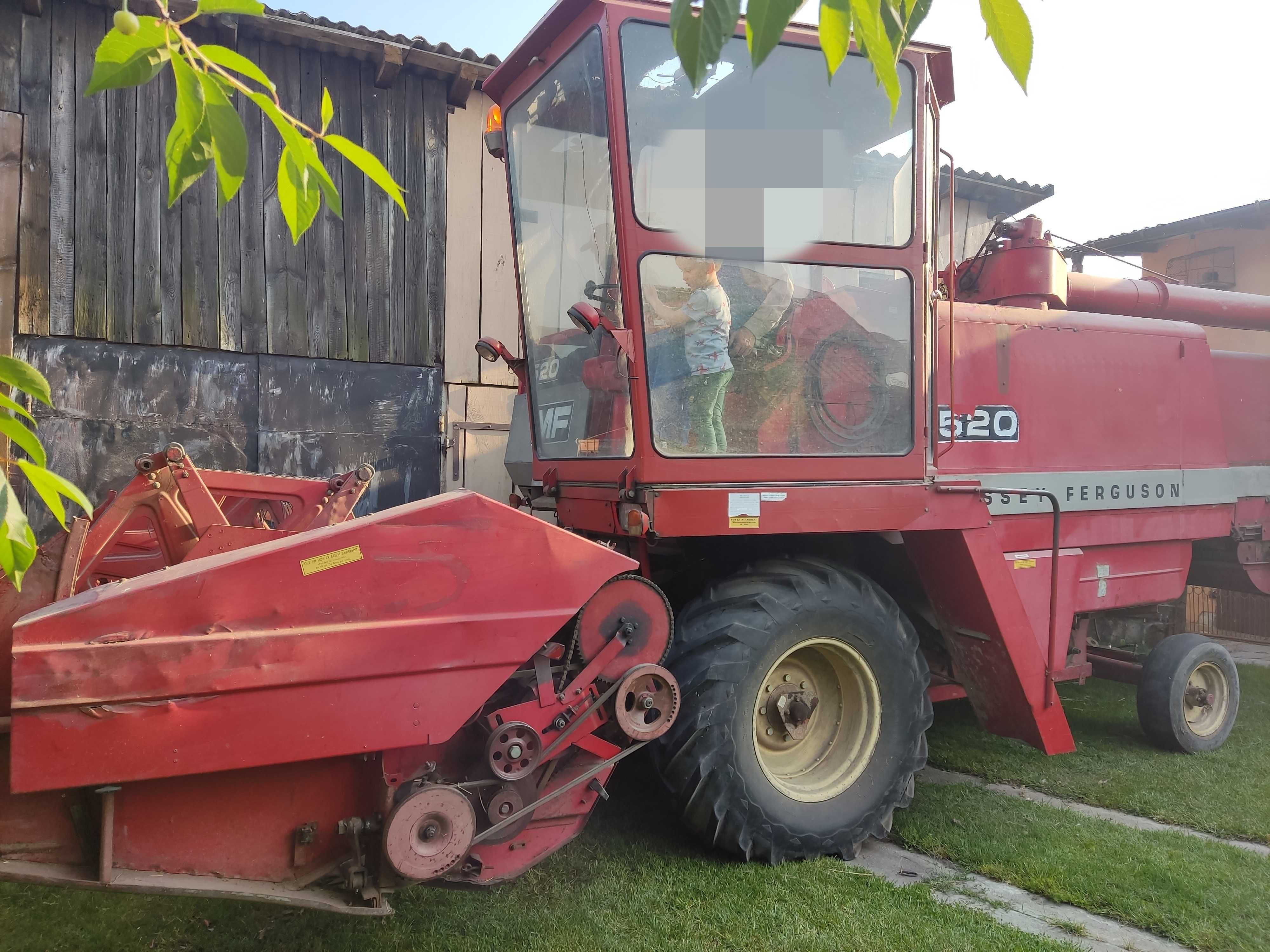 Kombajn Massey Ferguson 520 rezerwacja