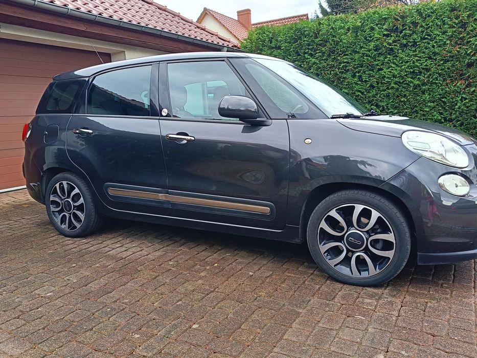 Fiat 500L Polski salon.