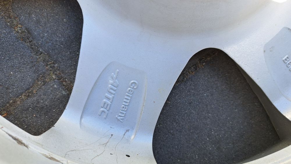 Autec KBA45909 felga aluminiowa 15" 4x98