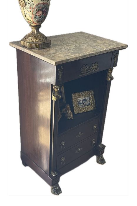 Móvel Colonial pés de leão