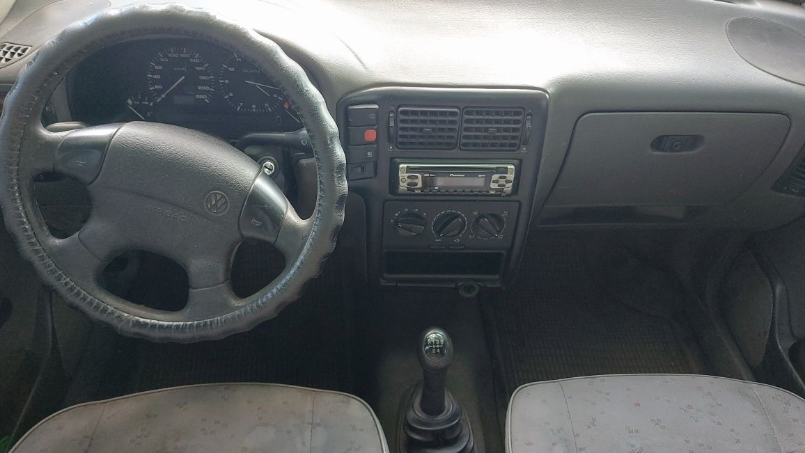 Продам Volkswagen Caddy 1.6 1997 года