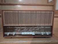 Rádio Antigo Loewe Opta