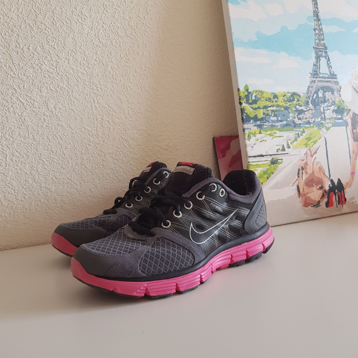 Кросівки жіночі Nike Lunarglide 2