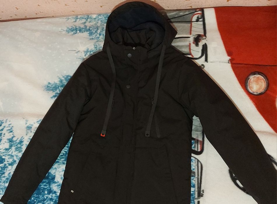 Зимова куртка,підліткова,чоловіча