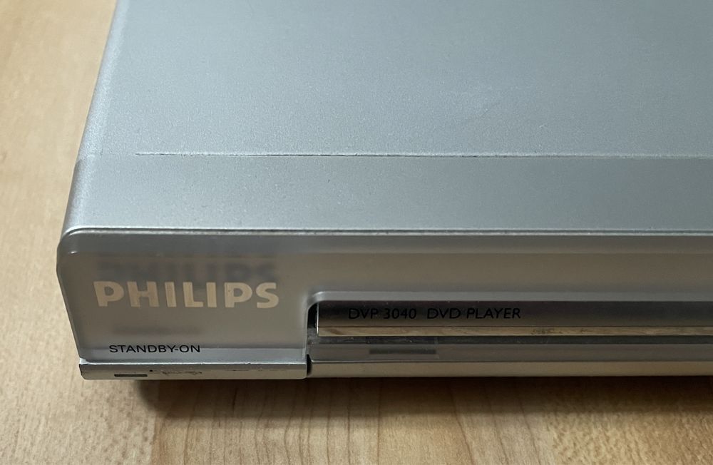 DVD Philips z pilotem