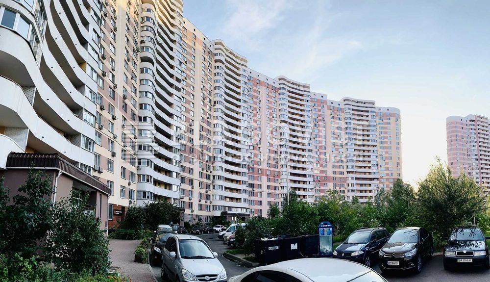 Продаж 1-кім квартири на Олени Пчілки 2, м Позняки