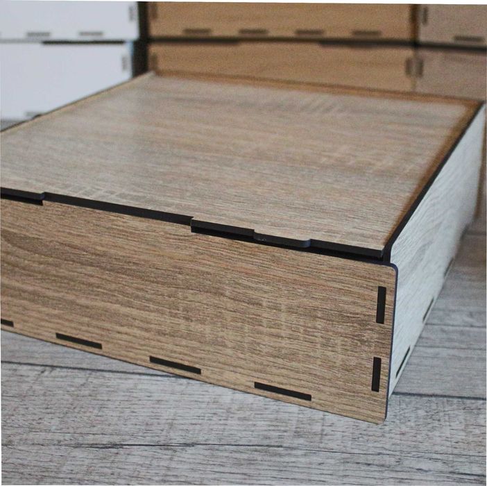 Подарункова коробка для пакування  із ДВП ХДФ