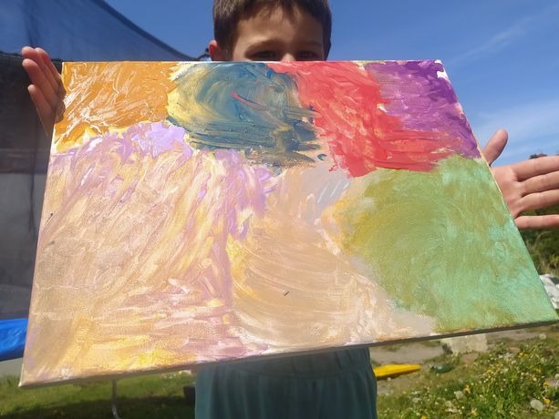 Obraz malowany farbą akrylową przez 6 letnie dziecko