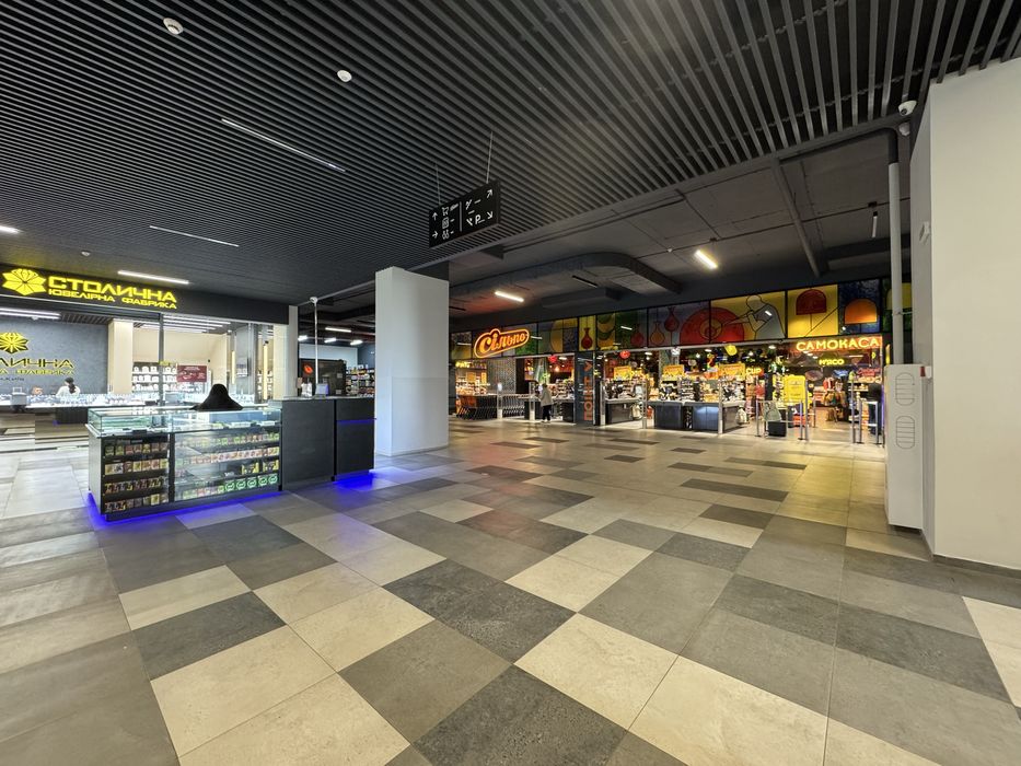 Вигідна оренда приміщень, площі під острівець в ТЦ MAC WAY м Яворів