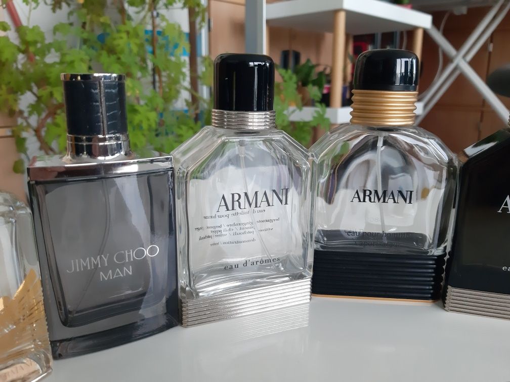 Flakony po perfumach Armani Jimmy Choo