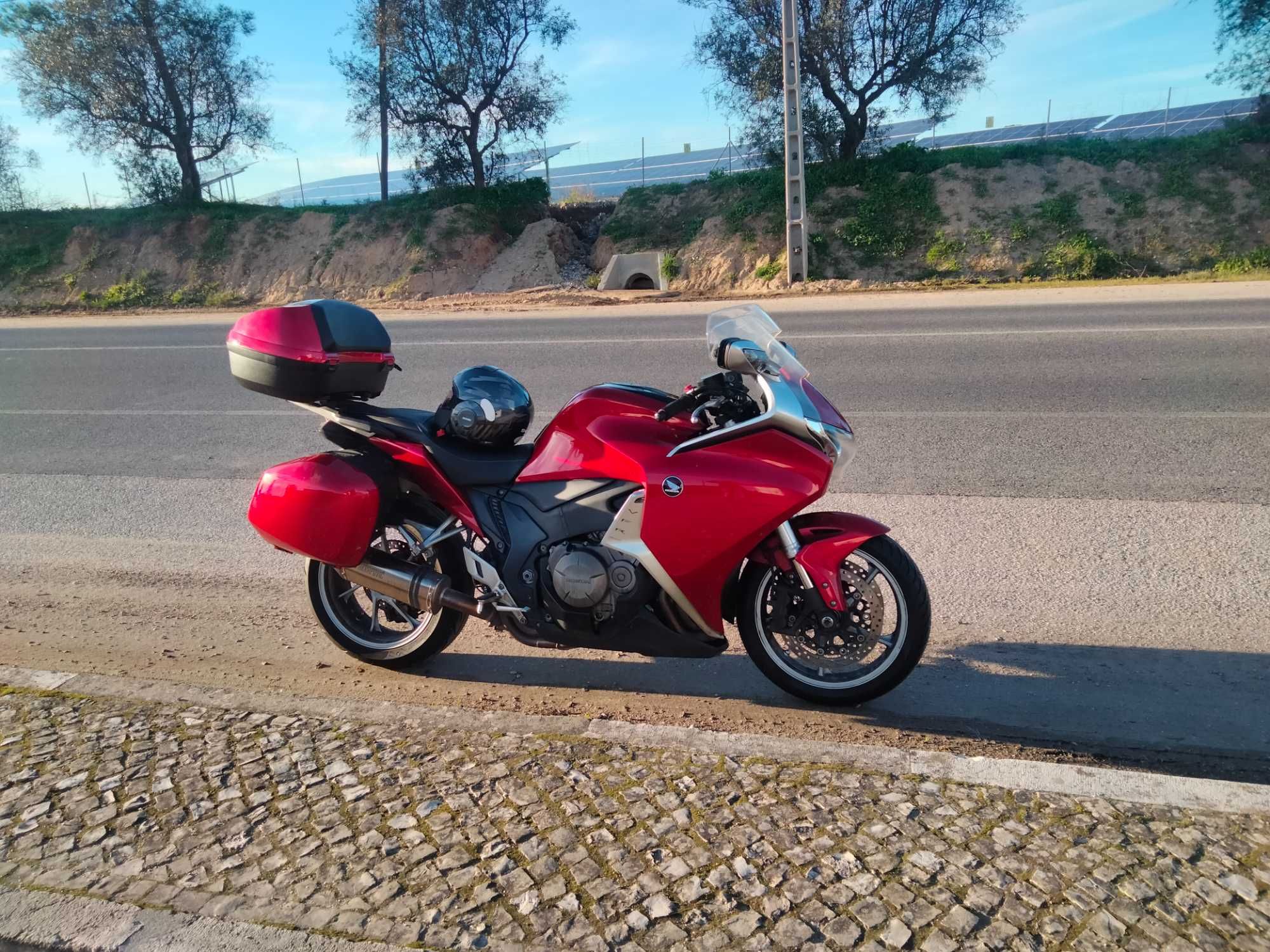Honda VFR 1200 ano 2010