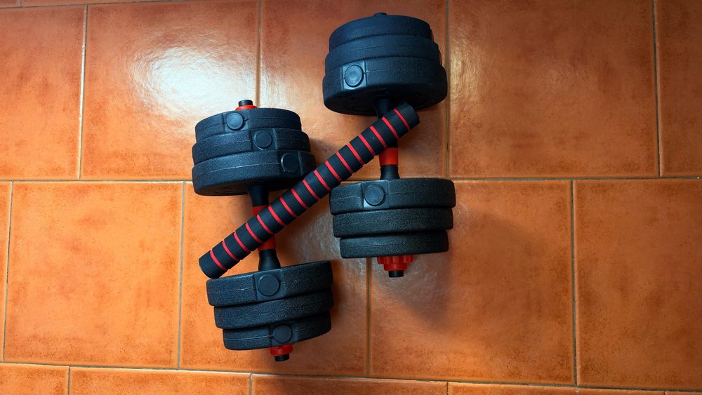 Halteres conjunto de 2 pesos reguláveis com pequenos discos de até 2kg
