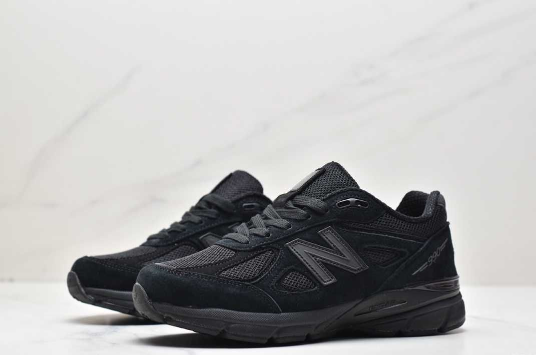 New Balance M990BB4