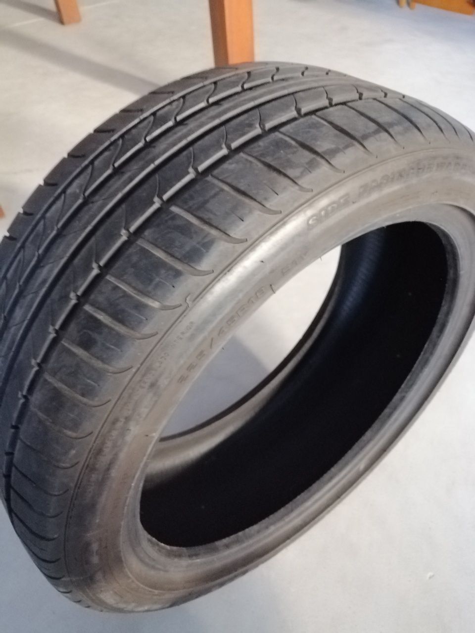 225/45R18 Goodyear RunFlat