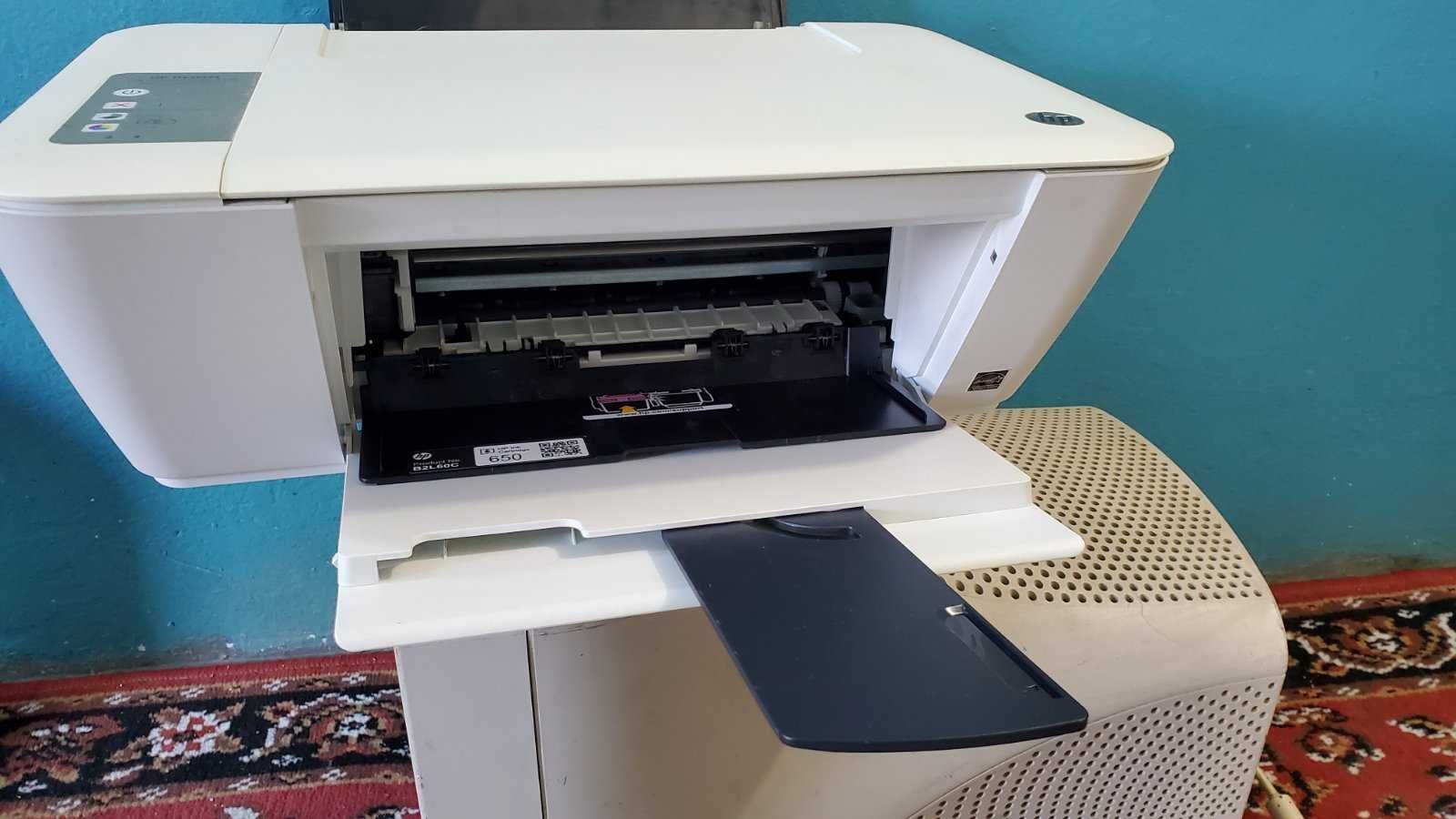 Принтер HP Deskjet 1516