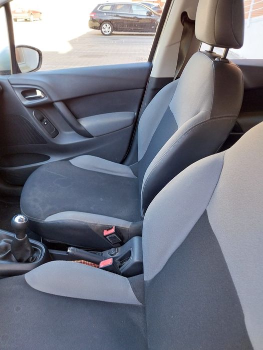Citroen c3 a gasolina  5 portas