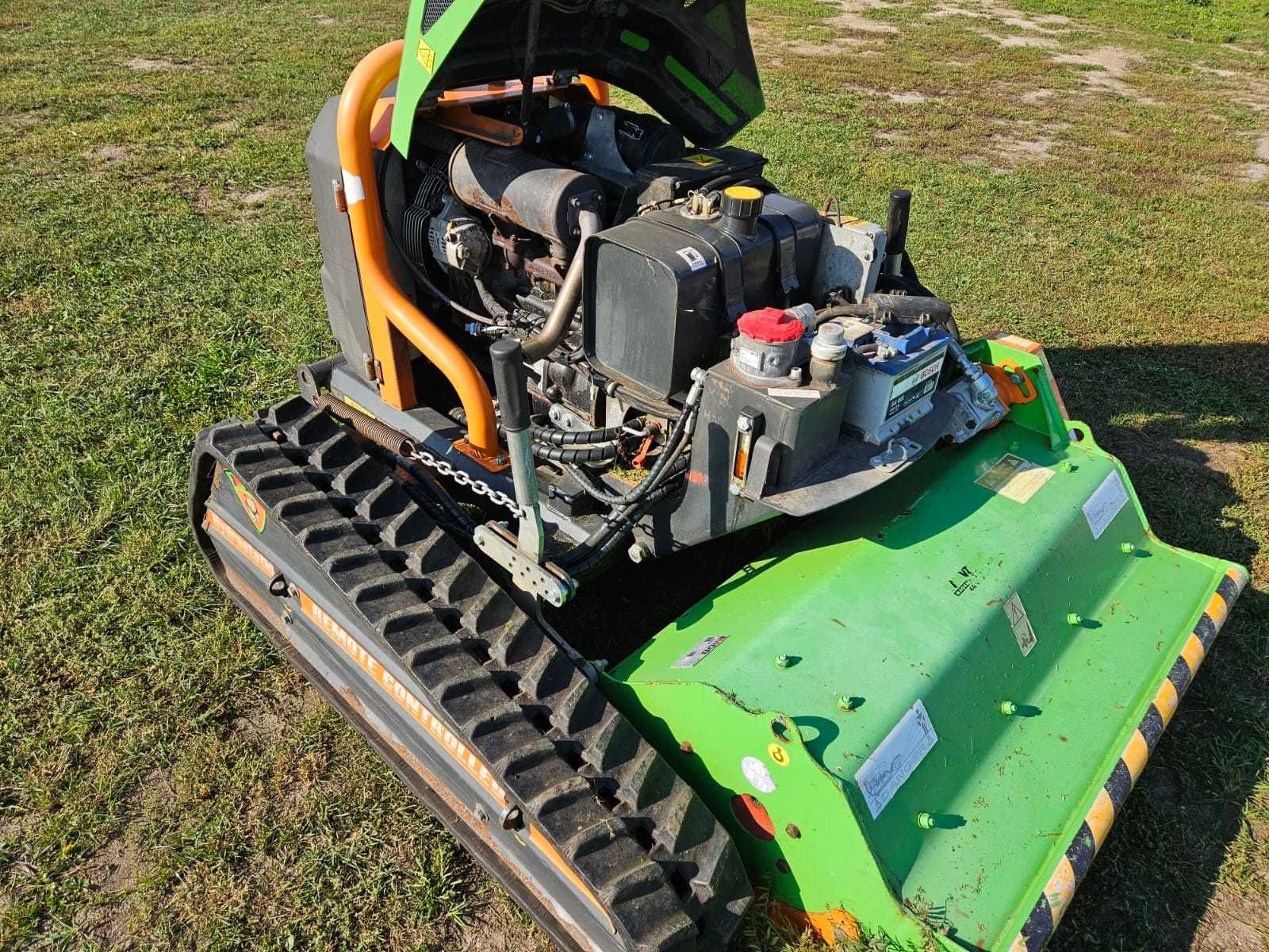 Robot MDB Green Climber F300PRO Mulczer ENERGREEN ECOTECH gąsiennicach