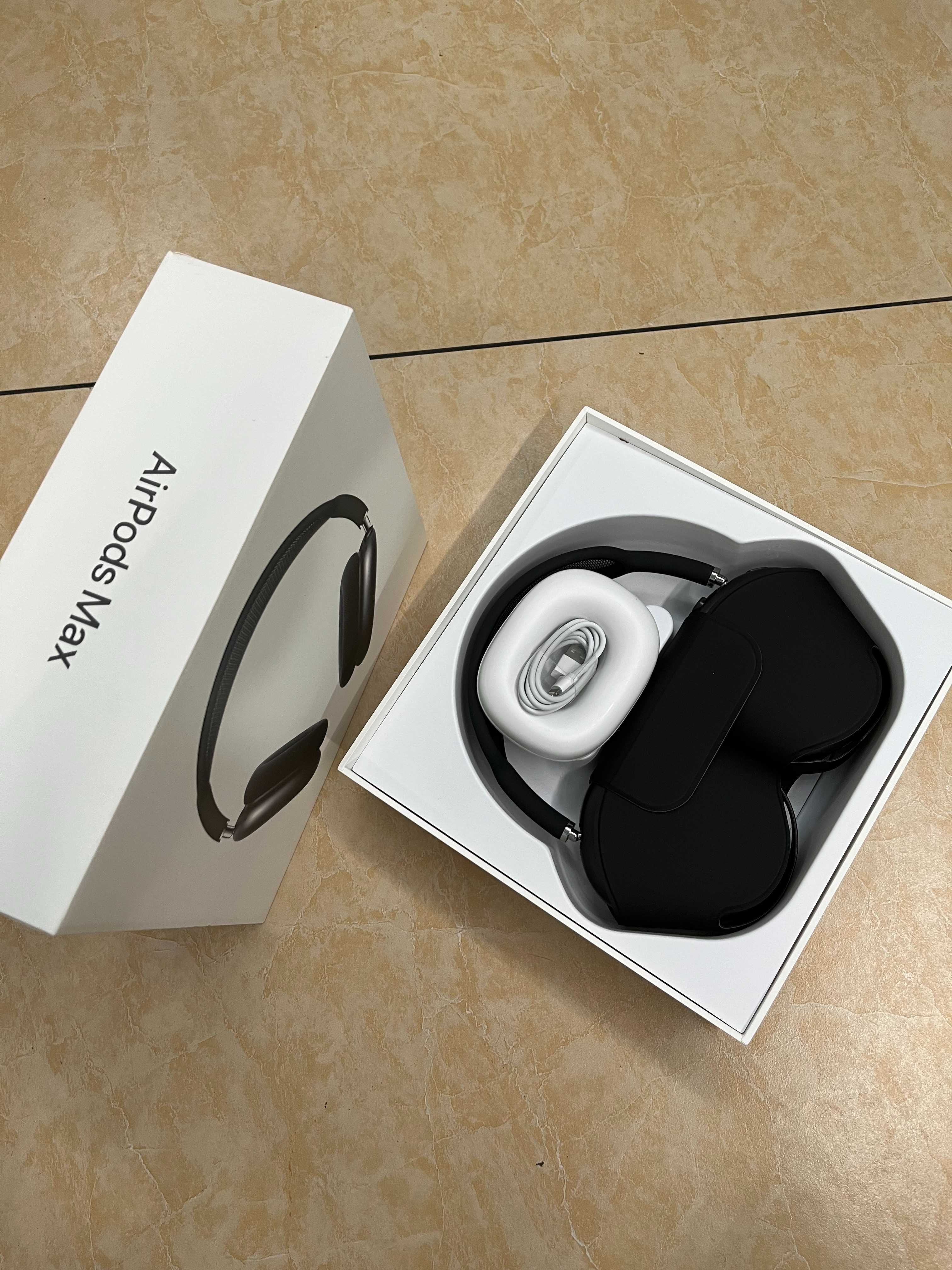 Apple AirPods Max