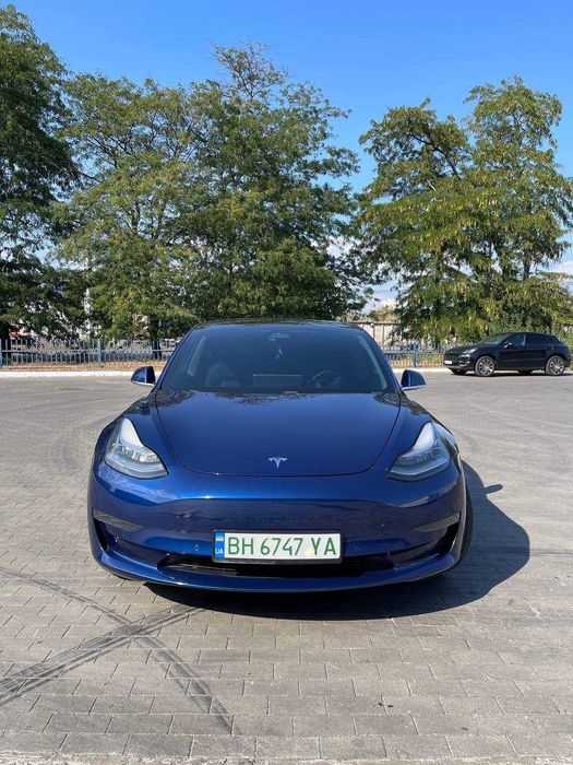 Tesla Model 3 (Standard Range) 2020