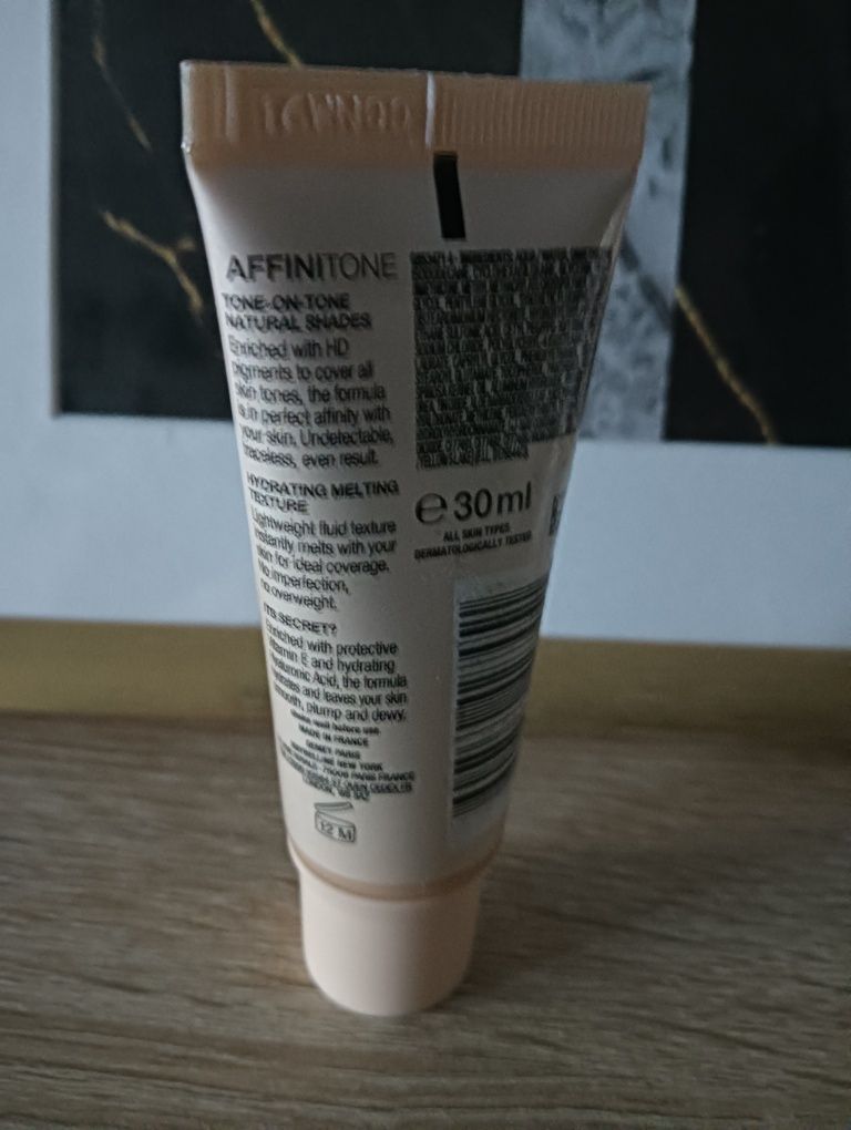 MAYBELLINE Affinitone podkład 03. All skin types